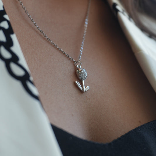 The White Flora Pendant