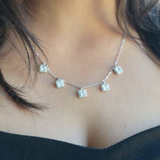 The Single Line Princess Necklace