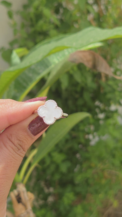 The Clover Ring