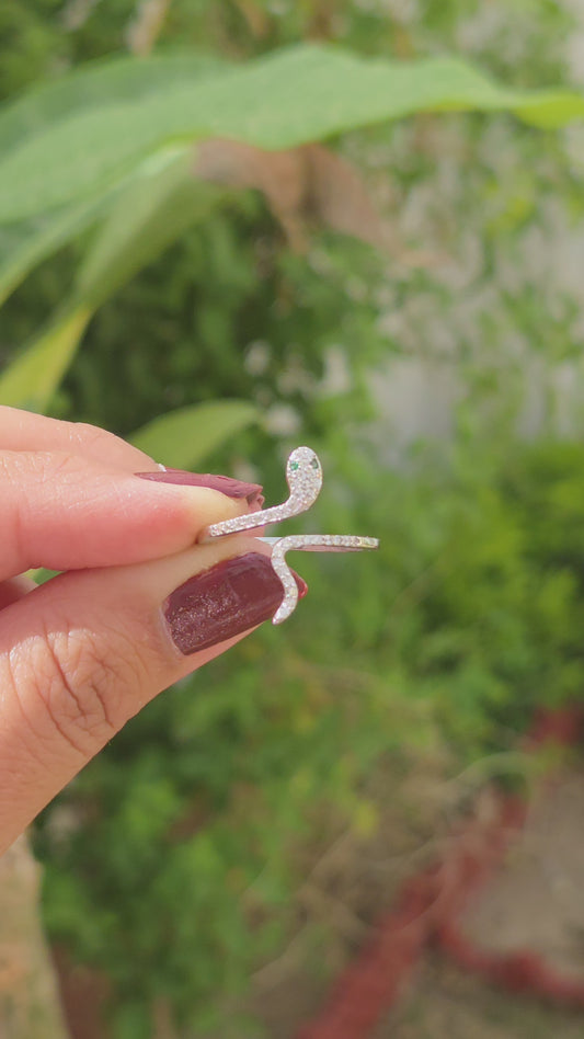 The Serpentina Ring